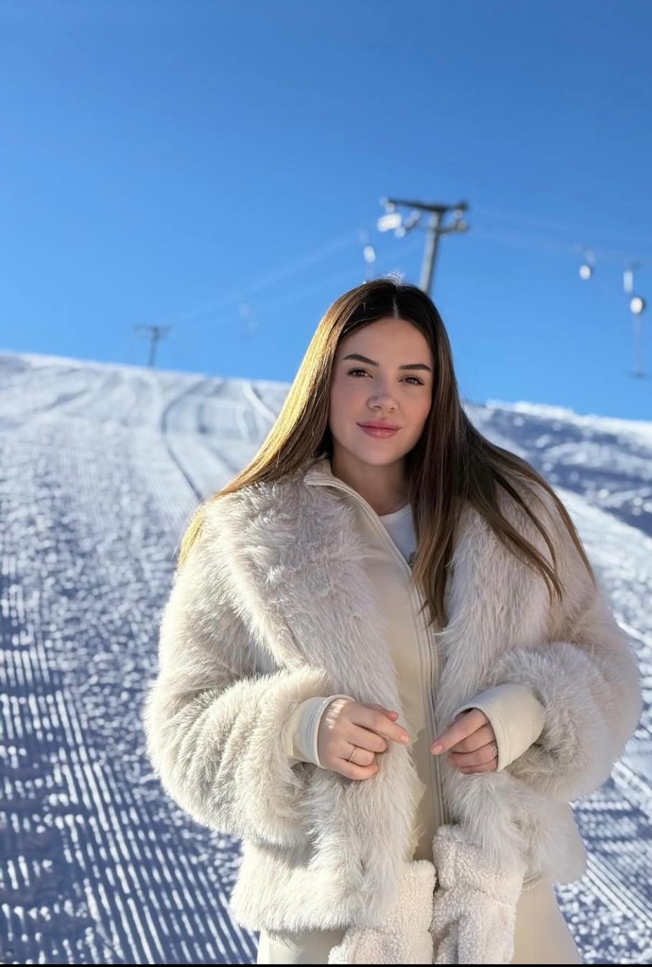 Denizli Escort Hizmetleri: Ege\'nin En Güzel Deneyimi